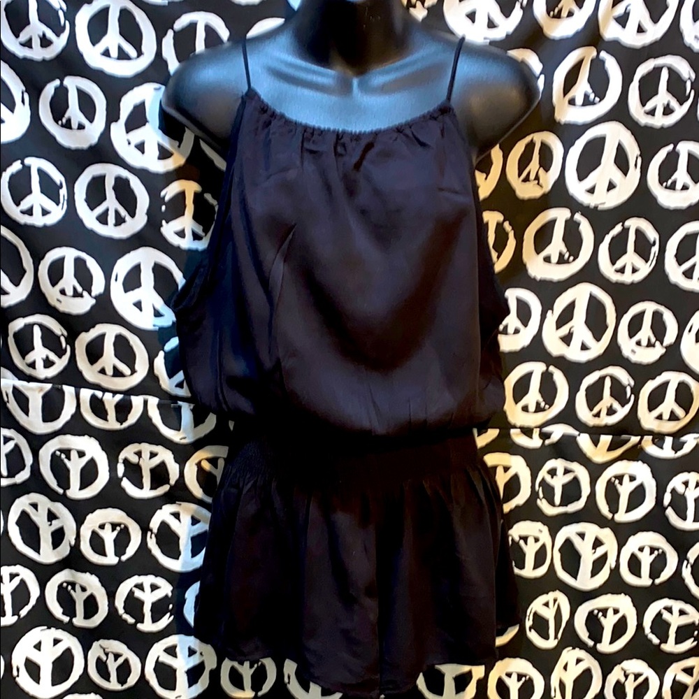 NOBLE U Black Sleeveless Romper elasticized waistline string straps Sz M
